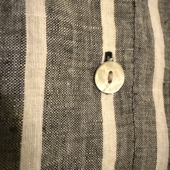 Rafaella Black and White Linen button up blouse - Picture 9 of 11